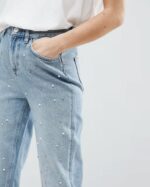 Pearl Mom Jean - Salty Mid Wash - Image 3
