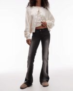 BOOTY BEI LOW WAIST SKINNY BOOTCUT JEANS - Image 2